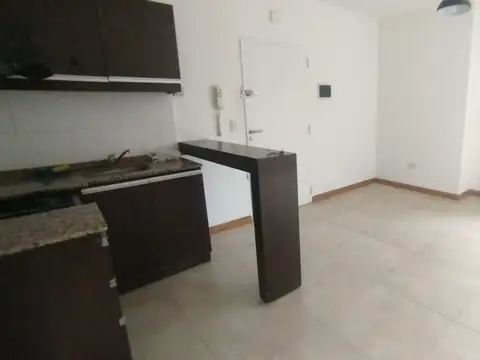 Depto Tipo Casa en Alquiler al Oeste