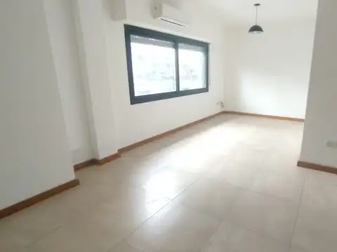 Depto Tipo Casa en Alquiler de 2 ambientes
