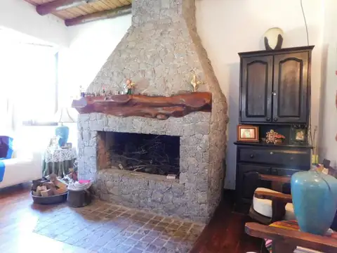 Casa 4 ambientes con 3 baños