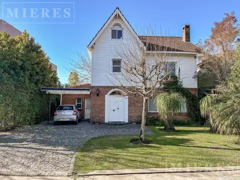 Casa en Alquiler de 3 dormitorios