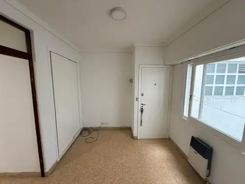 Alquiler 24 Meses • Monoambiente Dividido Piso 7