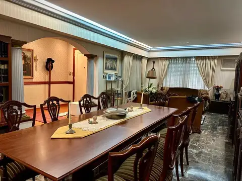CASA de 7 amb c/jardin y parrilla en VENTA OLIVOS