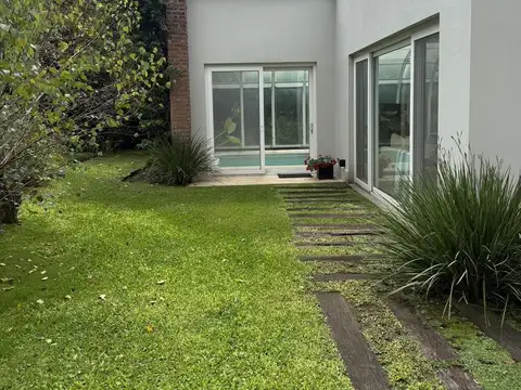 Casa en Venta en Lomas de San Isidro, USD 1.450.000
