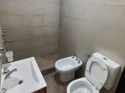 Departamento 2 ambientes en 1°piso en alquiler en San Justo