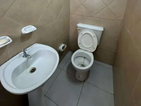 Oficina en Alquiler en Centro, $ 1.200.000