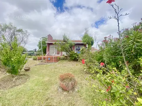 Casa 3 ambientes con 2 baños