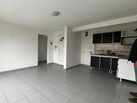 Departamento en Alquiler en Campana, $ 700.000
