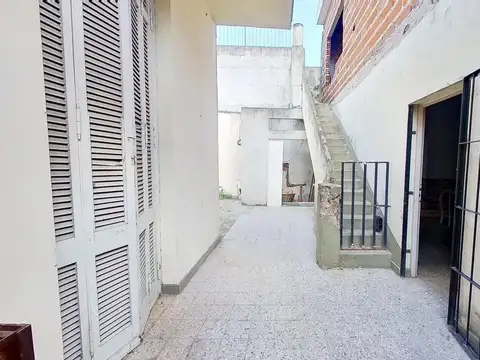 Pasaje Diego Fernandez Espiro 2300