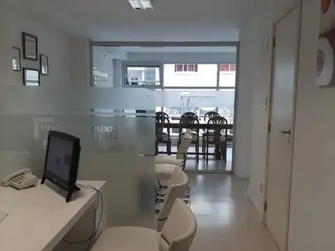 Moderno Local en Venta, Zona Centro