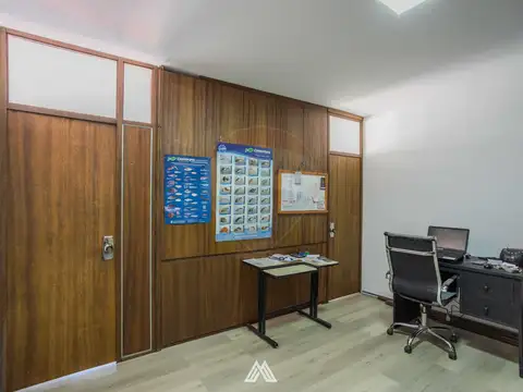 Oficina en Venta 44 años
