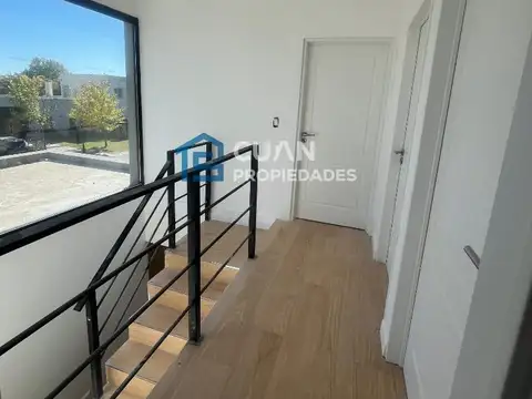 SANTA LUCIA CASA EN VENTA - CUAN PROPIEDADES