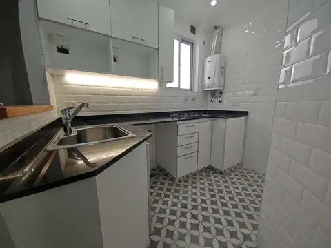 Departamento en Alquiler en Balvanera, $ 850.000