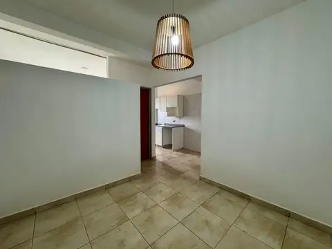 Departamento en Alquiler en Caseros, $ 400.000