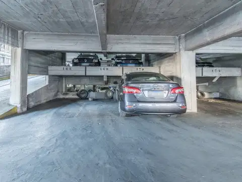 CHARCAS 2621 , Piso 3