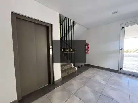 Oficina en Venta con 1 cochera
