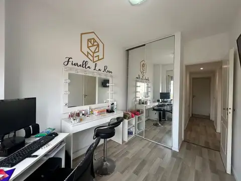 Departamento 4 ambientes con 2 baños