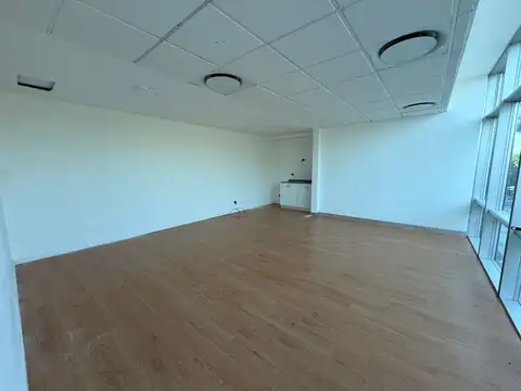 Oficina en Alquiler 20 años