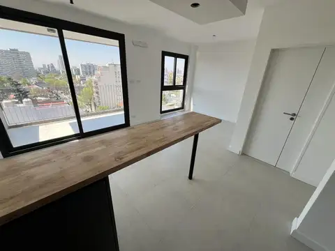 Exc. Monoambiente con balcón al frente - Gran vista abierta - 9no Piso - 44.13m2