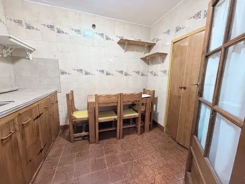 2 PH AL FRENTE   IDEAL 2 FAMILIAS   CON PATIO Y TERRAZA  