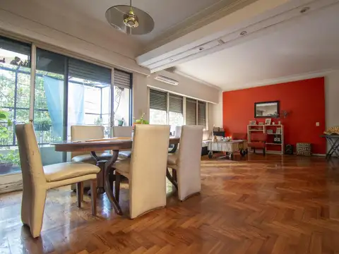 Depto Tipo Casa en Venta de 4 dormitorios