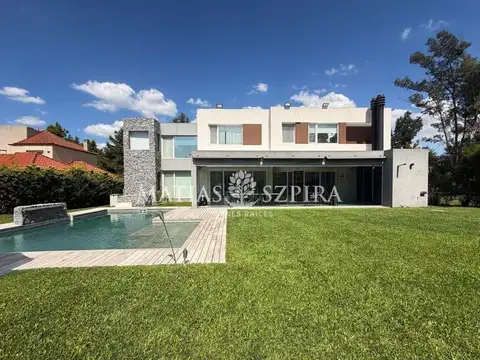 Casa en Venta en Country La Cesarina, General Rodriguez