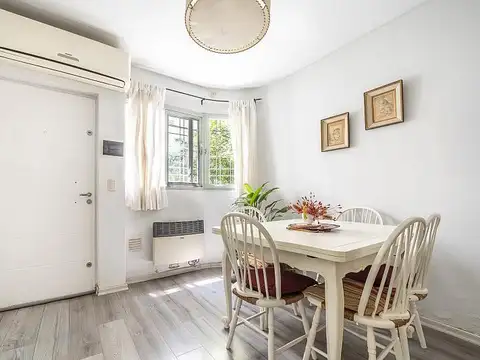 Depto Tipo Casa en Venta 60 años