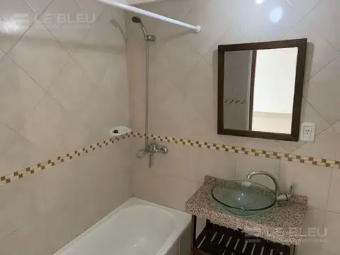 Avenida Doctor Ricardo Balbín 2500