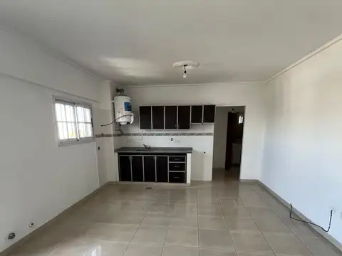 Labarden 2700, Piso 3