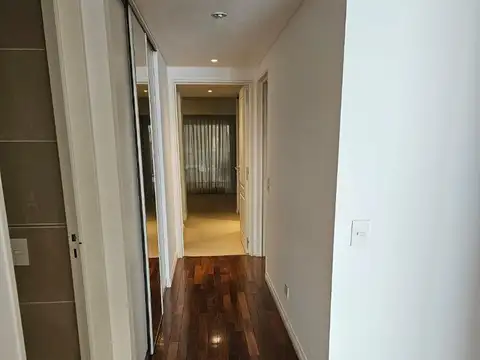 Departamento en Alquiler con 1 cocheras