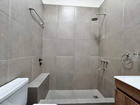 CASA EN VENTA EN PERGAMINO CON GARAGE