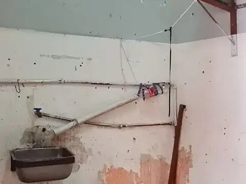 Local en Alquiler en José Ingenieros, $ 350.000