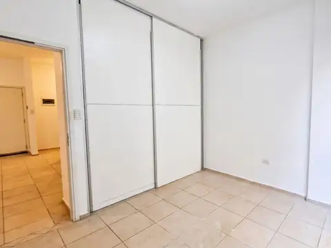 VENTA DEPARTAMENTO 1 DORMITO PATIO ZONA CENTRO CBA
