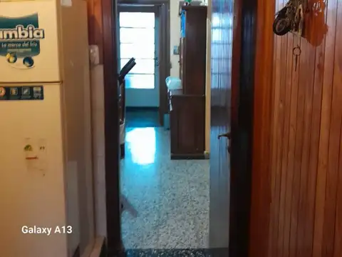 Casa 6 ambientes con 3 baños