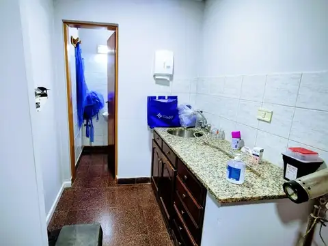 Oficina en Alquiler en Plottier, USD 2.400