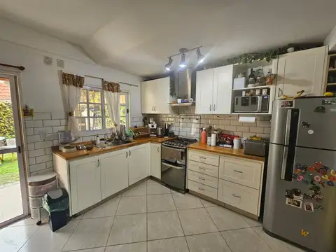VENTA DUPLEX 3 AMBIENTES CON COCHERA