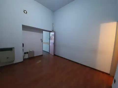 Local en Alquiler 25 años