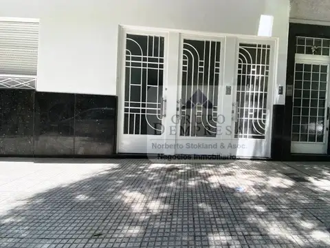 P.H. Parque Chacabuco. 3 ambientes. Terraza. Muy luminoso