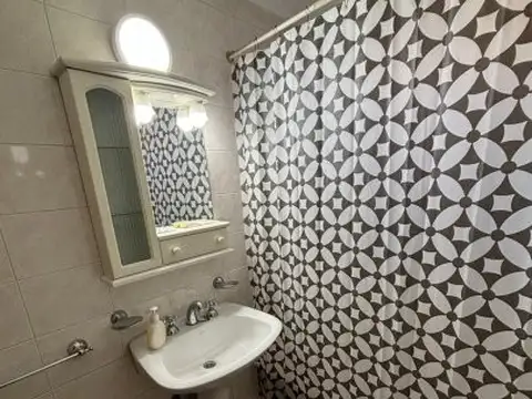 Pacheco y Monroe , Piso 6