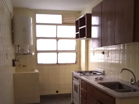 Mendoza 2000, Piso 5