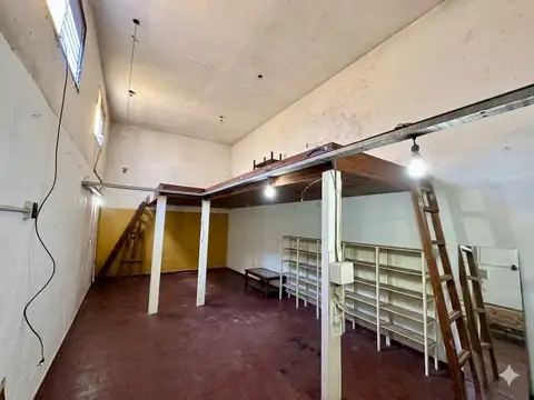 Local en Venta en Villa Lynch, USD 50.000