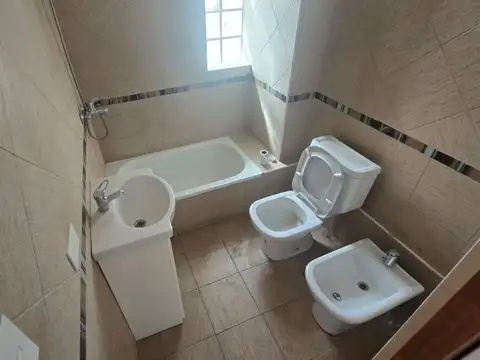 Monseñor M. de Andrea 100