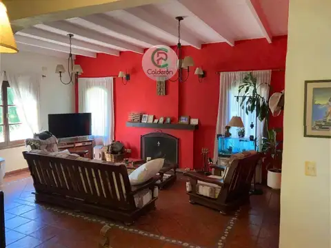 Casa en Venta en Campos De Alvarez, USD 345.000