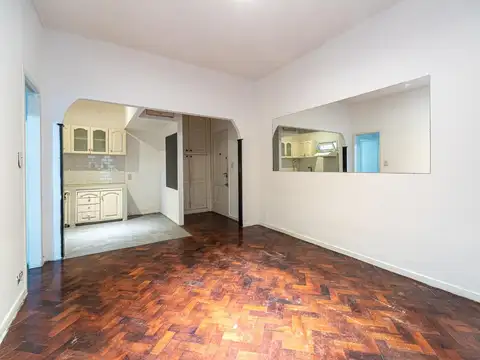 Depto Tipo Casa en Venta en Belgrano, USD 130.000