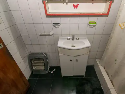 VENTA CASA MULTIFAMILIAR V. DE MAYO APTO CREDITO