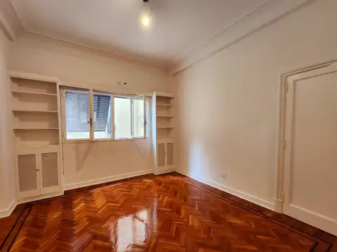 VENTA SEMIPISO 3 AMB. RECOLETA UBICACION IDEAL