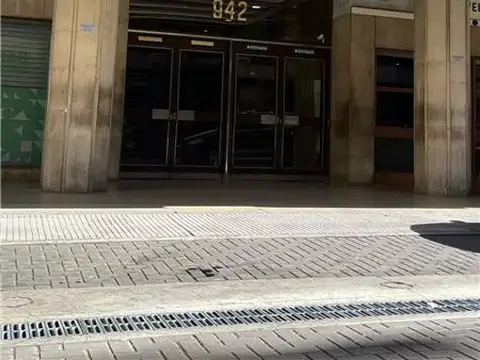 Oficina en Alquiler en Plaza San Martín, USD 2.400.000