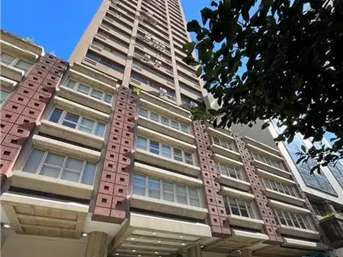 Maipu al 942 Piso 9º fte, e/Paraguay y M T de Alvear