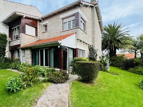 RESIDENCIA DE GRAN CATEGORIA EN PLAYA GRANDE/LOS TRONCOS.