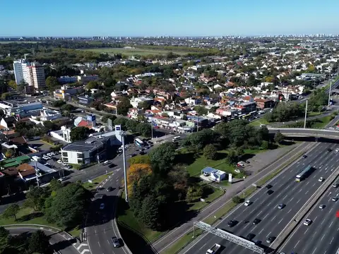 VENTA DE LOTE EN MARQUEZ Y PANAMERICA
