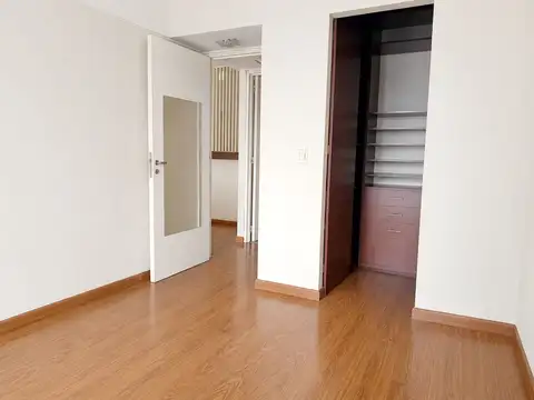 Departamento en Venta en Mataderos, USD 89.900
